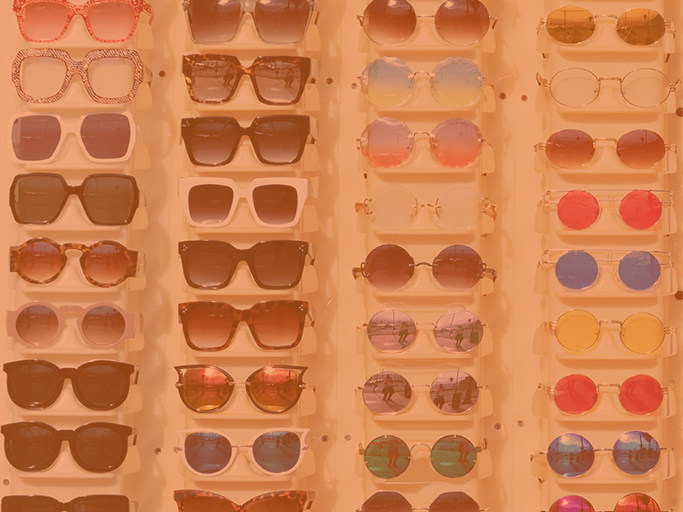 Sunglass-merchandising
